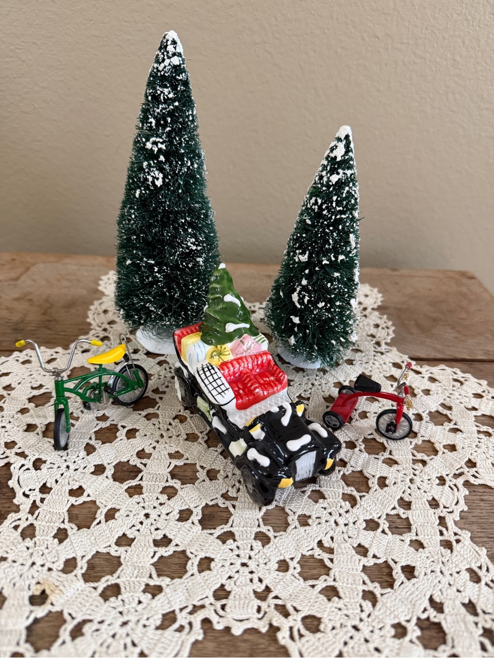 Department 56 Holiday Car & bikes with Christmas Trees